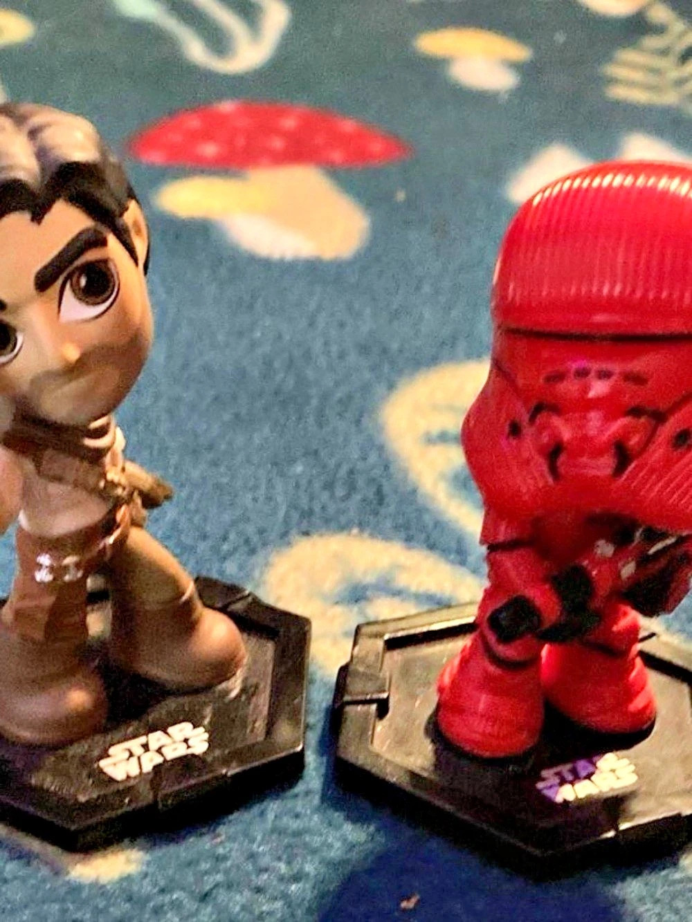 Star Wars Action Figure Set Red & Brown
